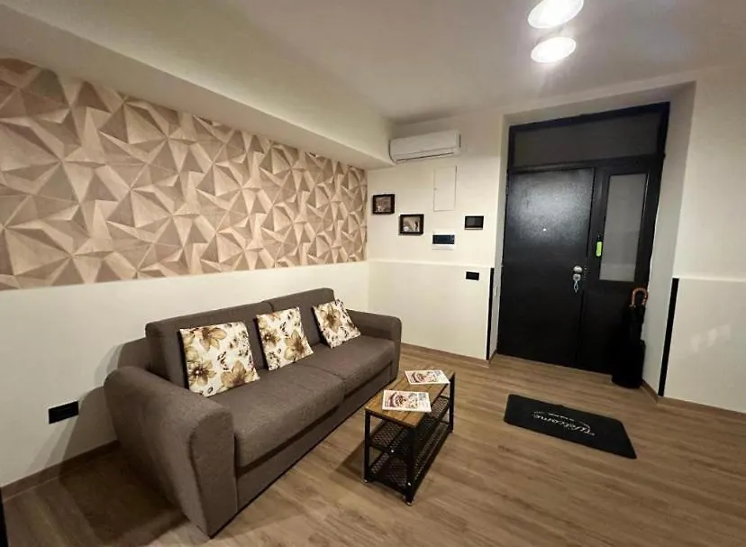 Flochihome Naples Apartment